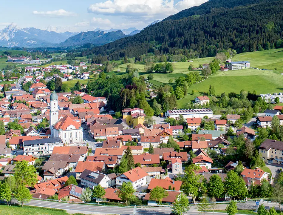 In Nesselwang kommt man zum Makler des vertrauens: Heimatbüro