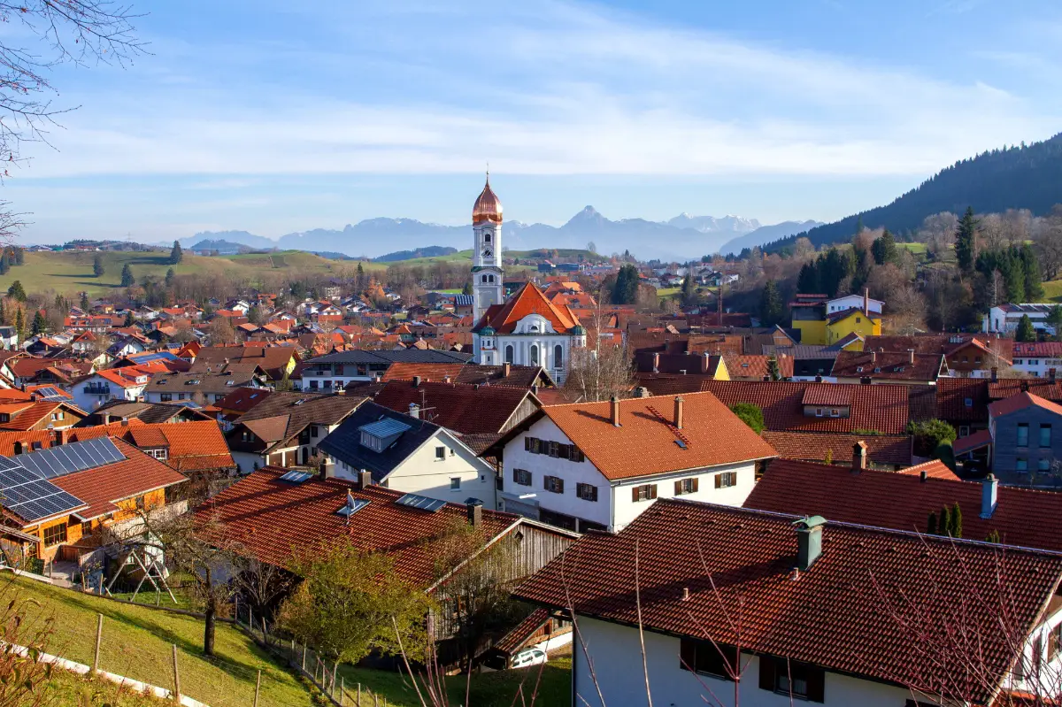 In Nesselwang kommt man zum Makler des vertrauens: Heimatbüro