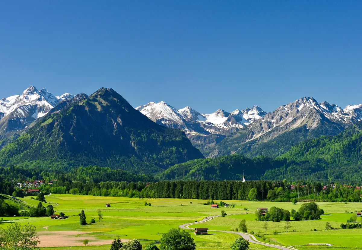 Quartalszahlen des Makler zu den aktuellen Immobilien im Allgäu. Bild aus Oberstdorf