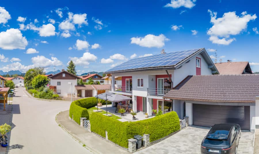 Hochwertiges Einfamilienhaus mit Photovoltaikanlage - Bild